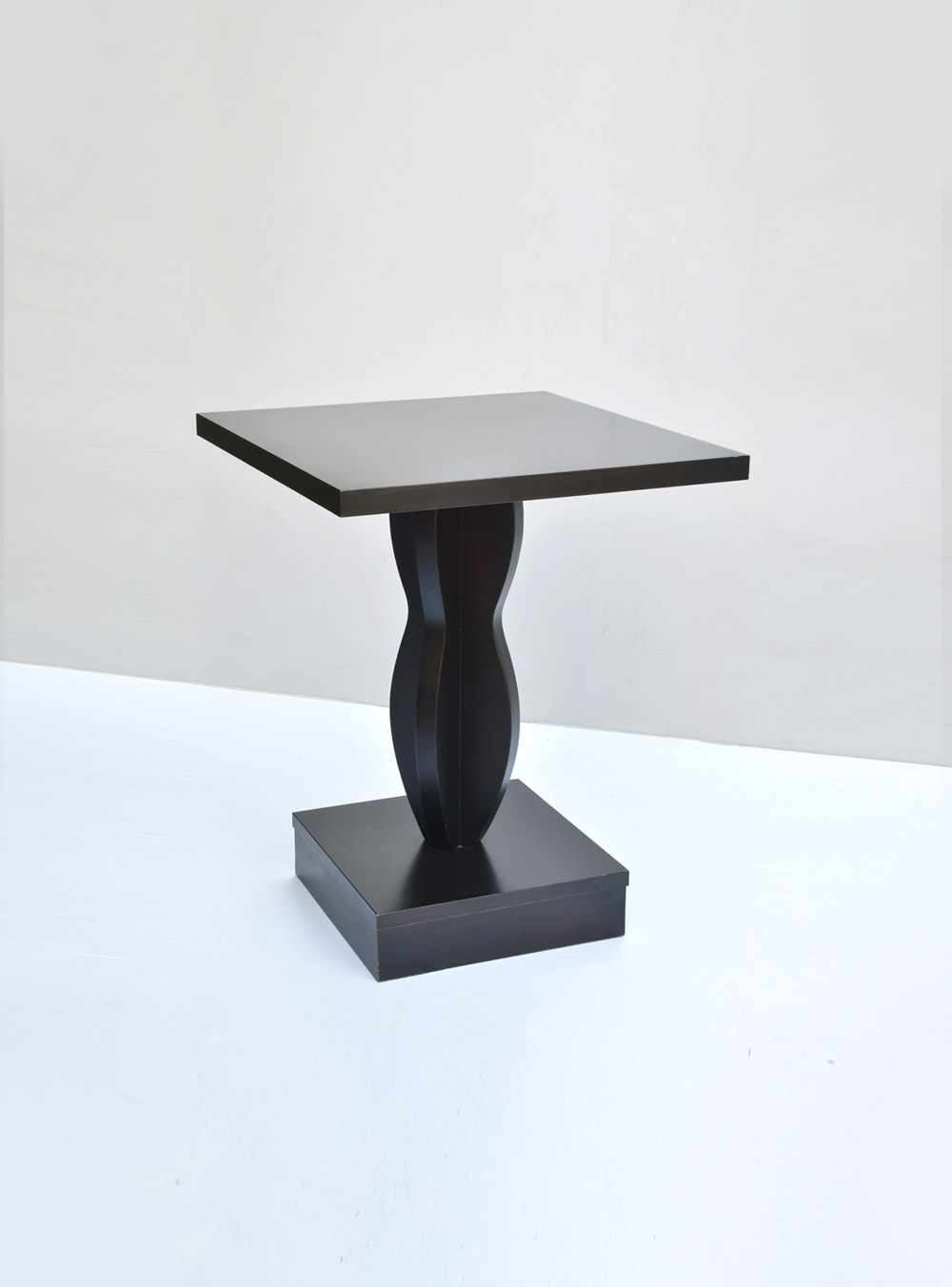 Olivier Gagnère guéridon « Mogador » 1996